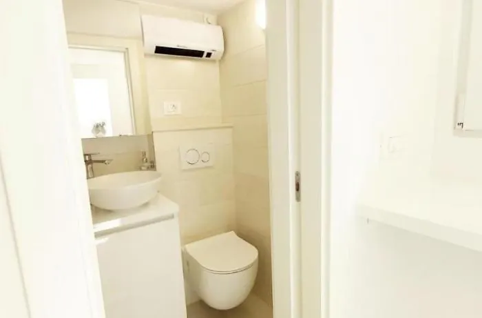 Missia - Cosy In Perfect Location * سبليت